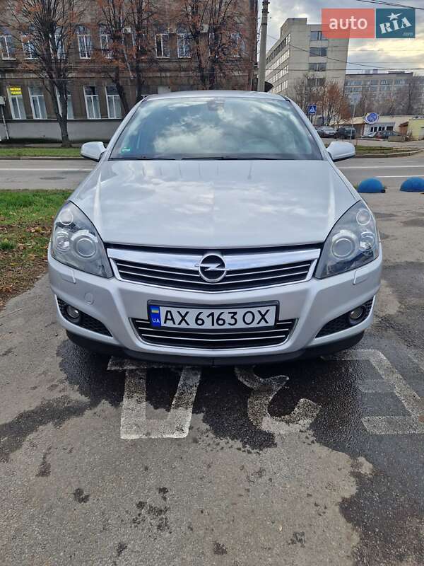 Хэтчбек Opel Astra 2007 в Харькове