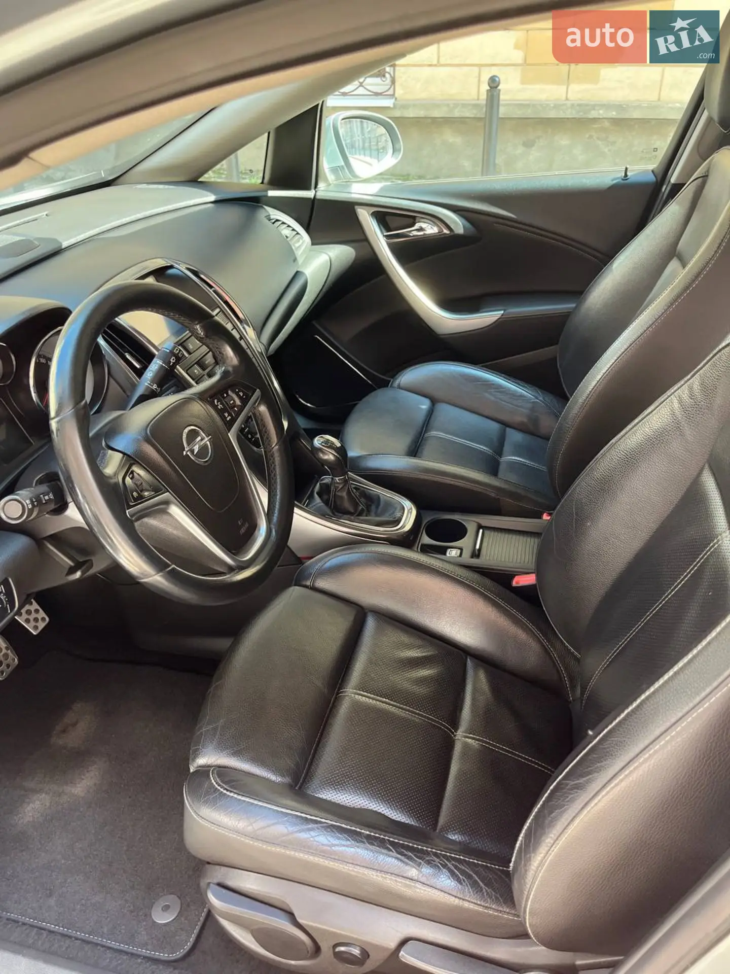 2011 Opel Astra - мініатюра 8