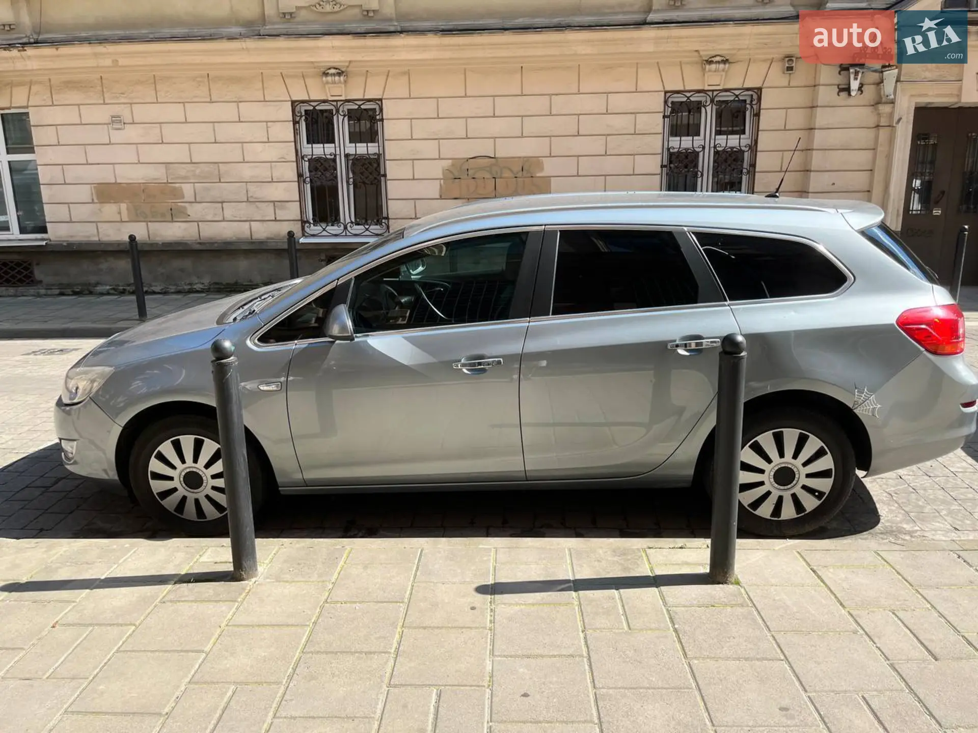 2011 Opel Astra - мініатюра 11
