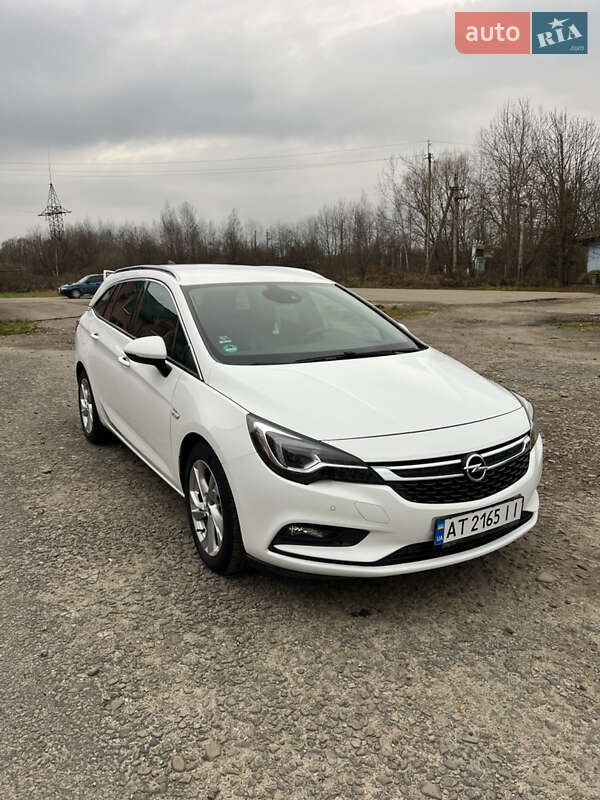 Универсал Opel Astra 2016 в Рожнятове