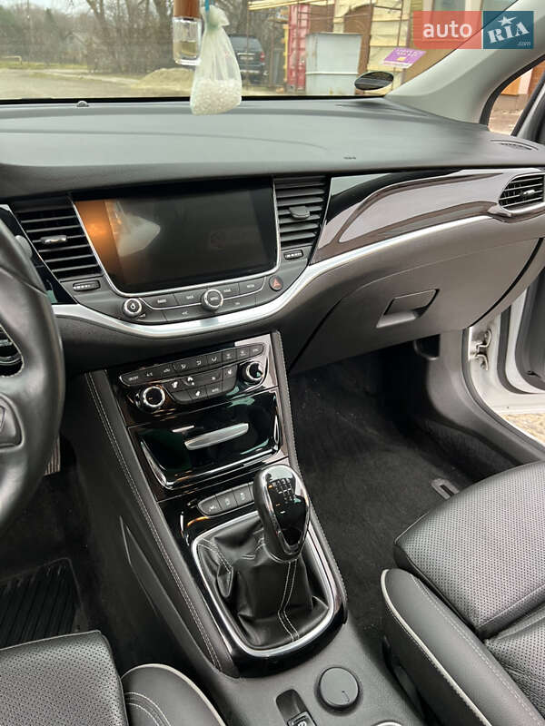 Универсал Opel Astra 2016 в Рожнятове