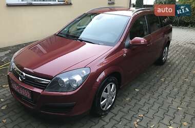 Универсал Opel Astra 2006 в Ровно