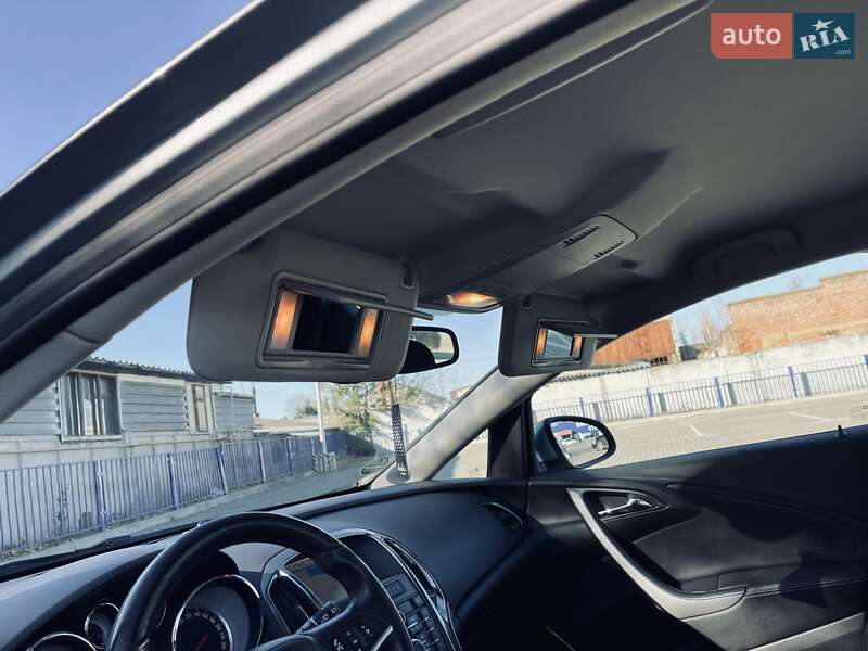 Универсал Opel Astra 2011 в Тернополе