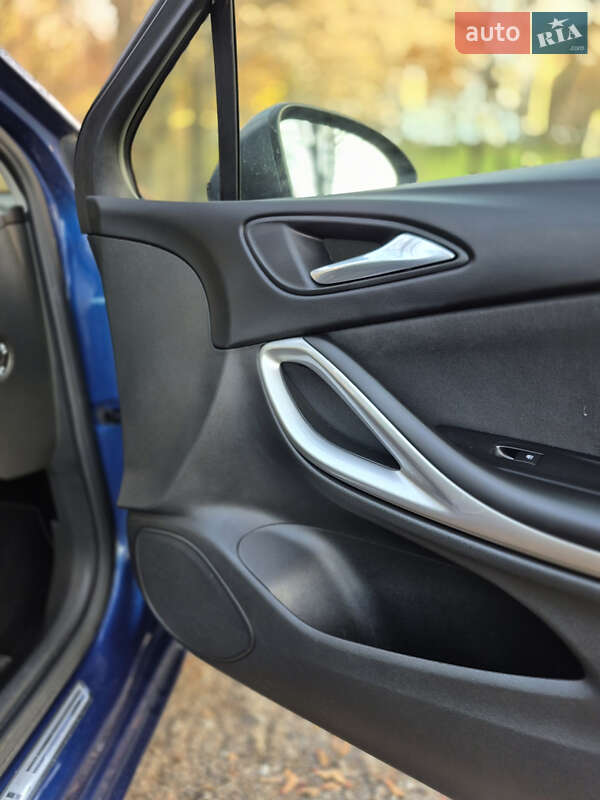 Универсал Opel Astra 2020 в Хмельницком