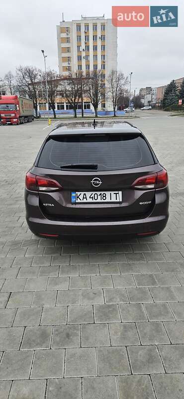 Универсал Opel Astra 2016 в Черкассах