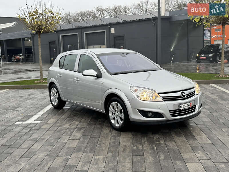 Хетчбек Opel Astra 2009 в Луцьку фото 14 Хетчбек Opel Astra 2009 в Луцьку