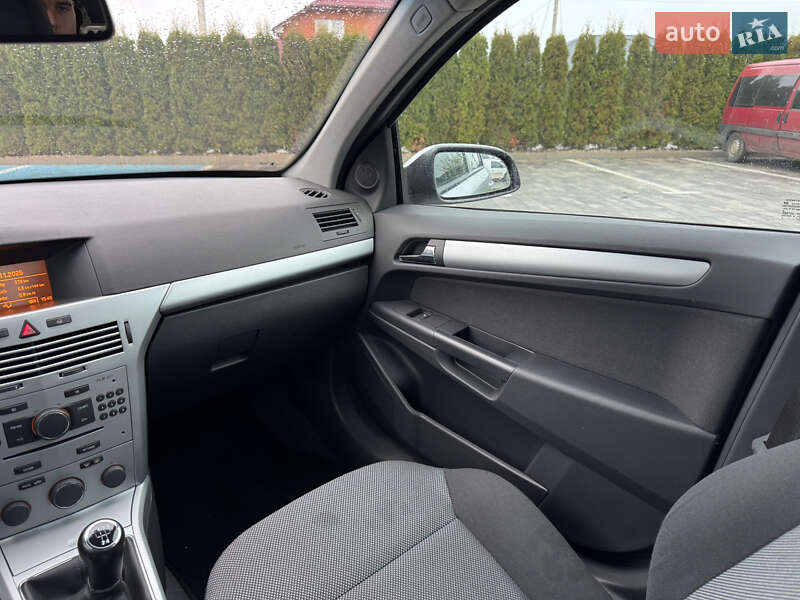 Хетчбек Opel Astra 2009 в Луцьку фото 67 Хетчбек Opel Astra 2009 в Луцьку