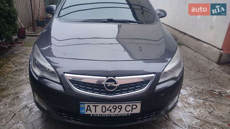 Универсал Opel Astra 2011 в Ивано-Франковске фото 12 Универсал Opel Astra 2011 в Ивано-Франковске
