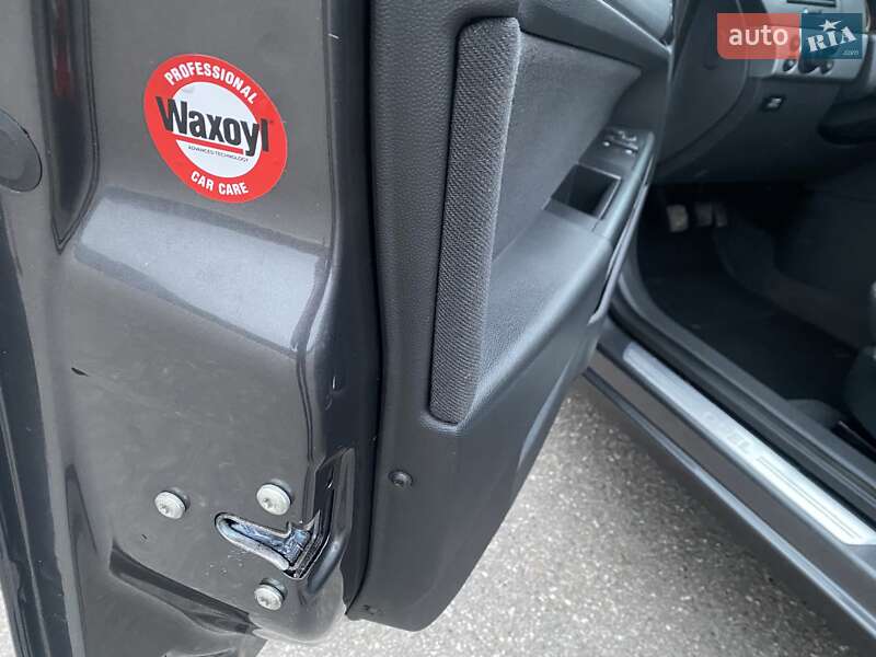 Универсал Opel Astra 2010 в Харькове