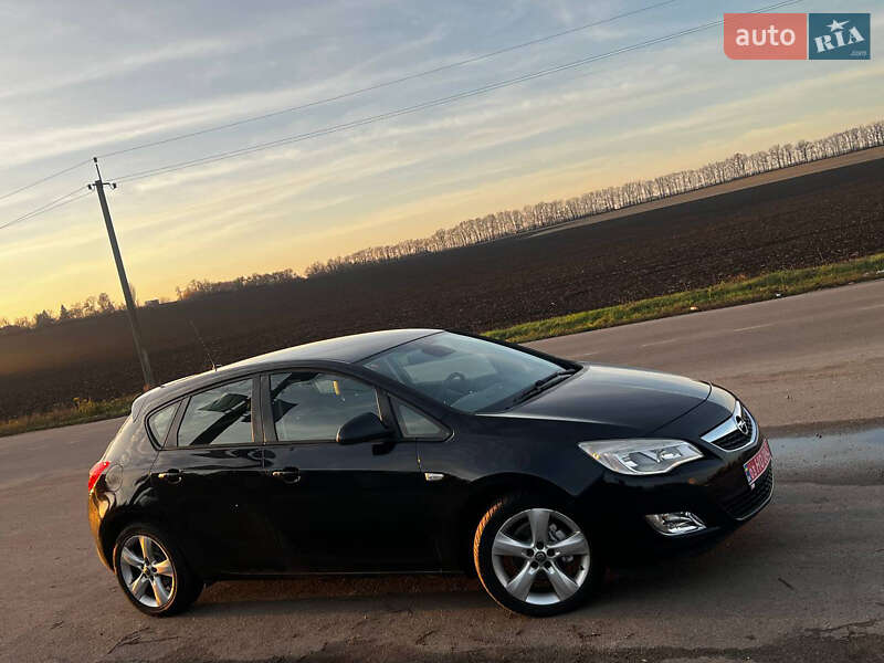 Хетчбек Opel Astra 2009 в Корсунь-Шевченківському