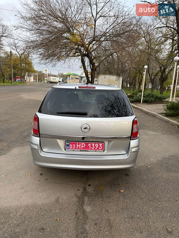 Универсал Opel Astra 2010 в Николаеве фото 5 Универсал Opel Astra 2010 в Николаеве