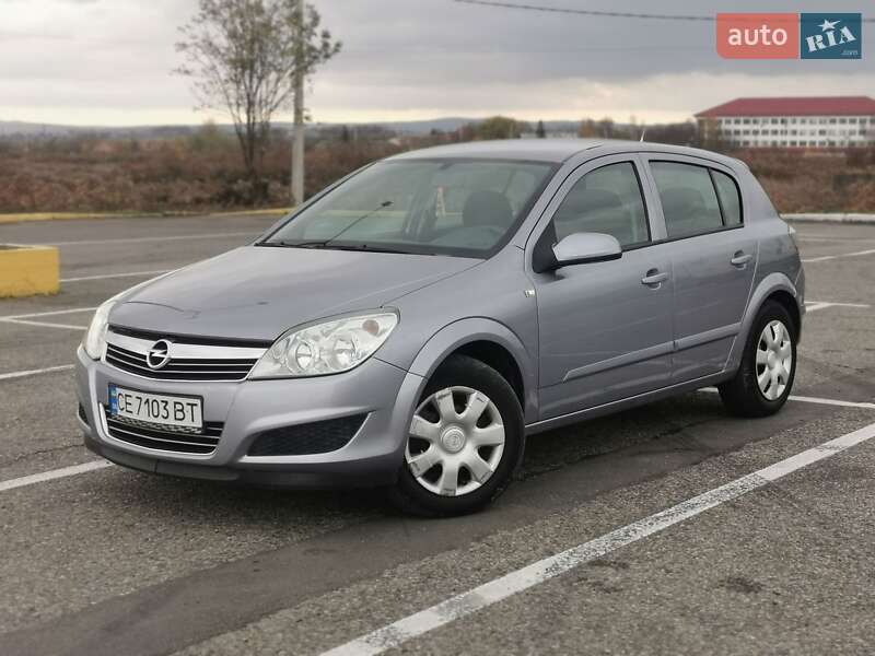 Хетчбек Opel Astra 2009 в Чернівцях