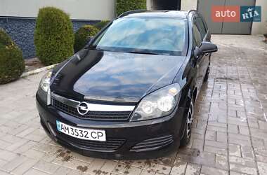 Універсал Opel Astra 2009 в Кременці