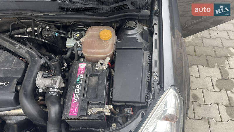 Хэтчбек Opel Astra 2008 в Могилев-Подольске фото 3 Хэтчбек Opel Astra 2008 в Могилев-Подольске