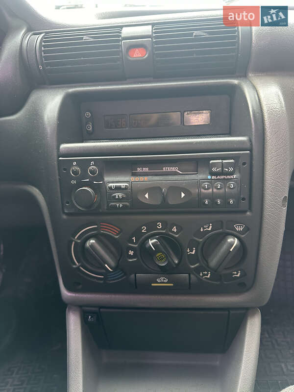 Хэтчбек Opel Astra 1994 в Ивано-Франковске