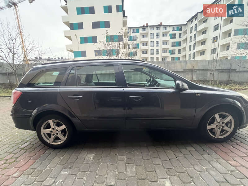 Универсал Opel Astra 2008 в Пустомытах