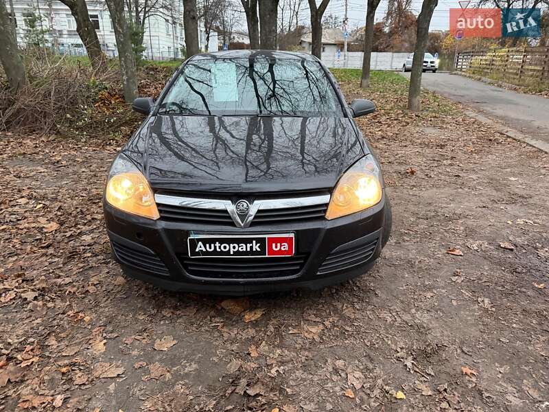 Хэтчбек Opel Astra 2005 в Киеве