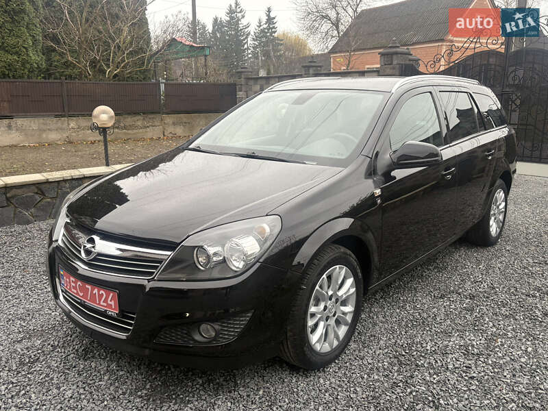 Універсал Opel Astra 2010 в Клевані фото Універсал Opel Astra 2010 в Клевані