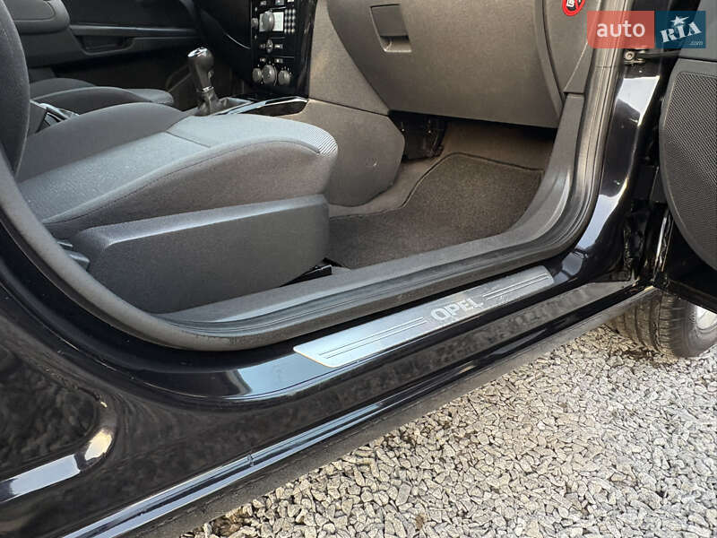 Універсал Opel Astra 2010 в Клевані фото 63 Універсал Opel Astra 2010 в Клевані