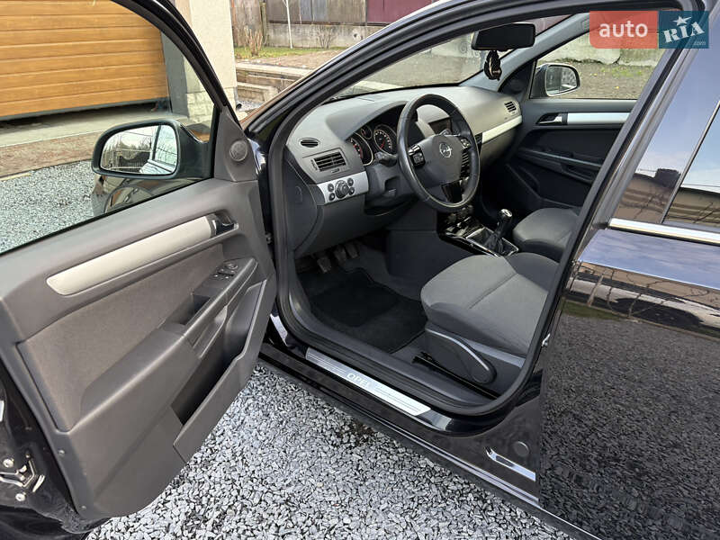 Універсал Opel Astra 2010 в Клевані фото 78 Універсал Opel Astra 2010 в Клевані