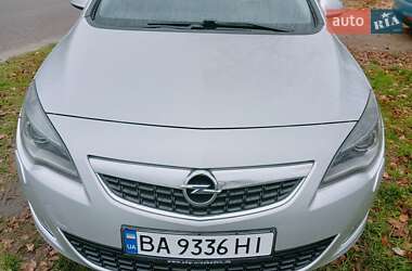 Универсал Opel Astra 2011 в Балте