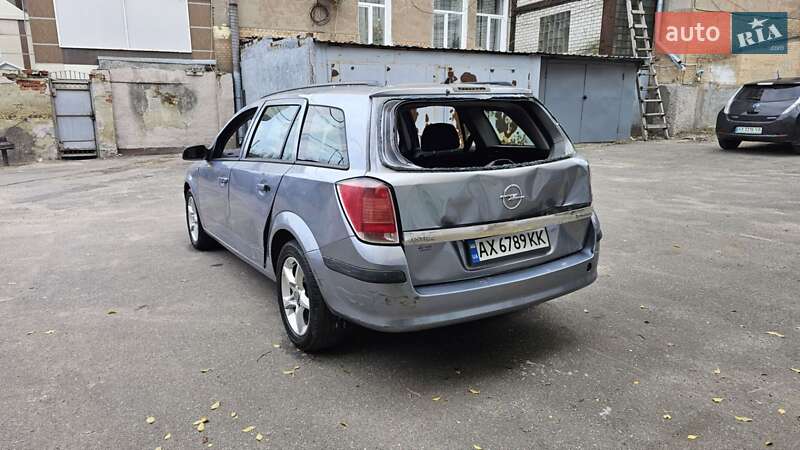 Універсал Opel Astra 2005 в Харкові