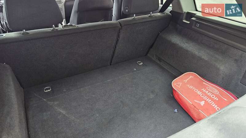 Універсал Opel Astra 2005 в Харкові