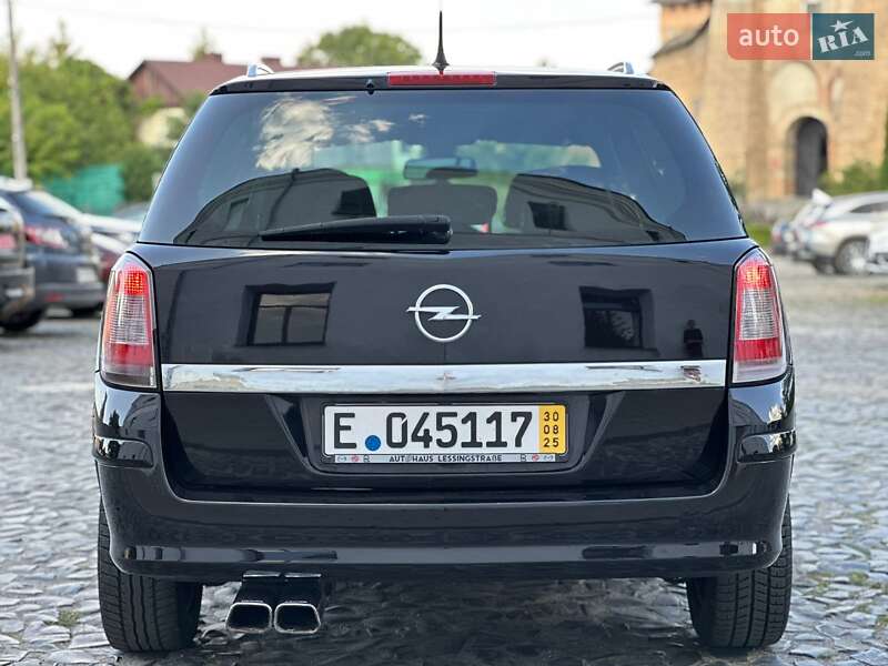 Універсал Opel Astra 2006 в Рожище