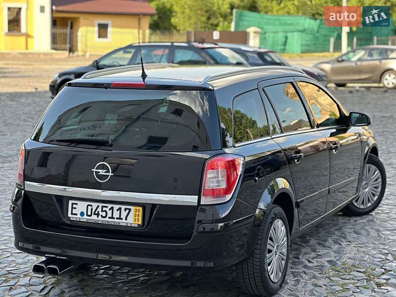 Універсал Opel Astra 2006 в Рожище