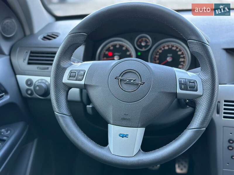 Універсал Opel Astra 2006 в Рожище