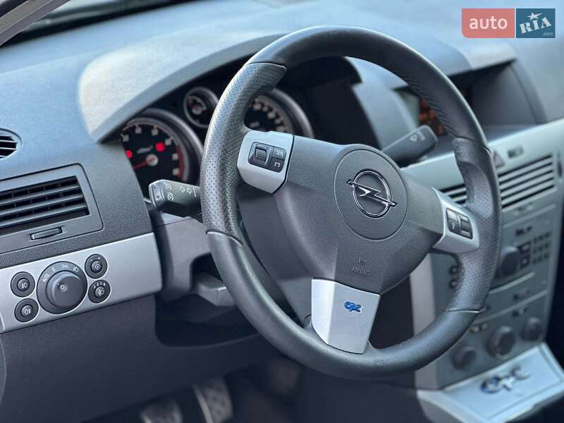 Універсал Opel Astra 2006 в Рожище