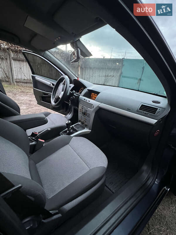 Універсал Opel Astra 2009 в Броварах фото 13 Універсал Opel Astra 2009 в Броварах