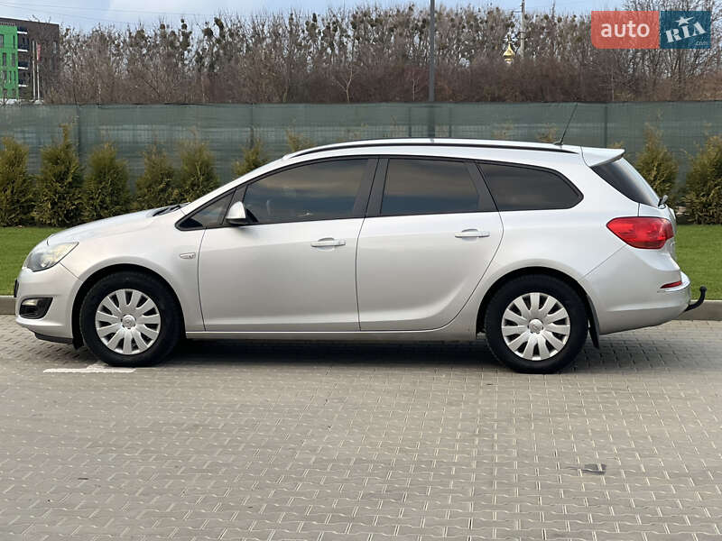 Универсал Opel Astra 2013 в Виннице