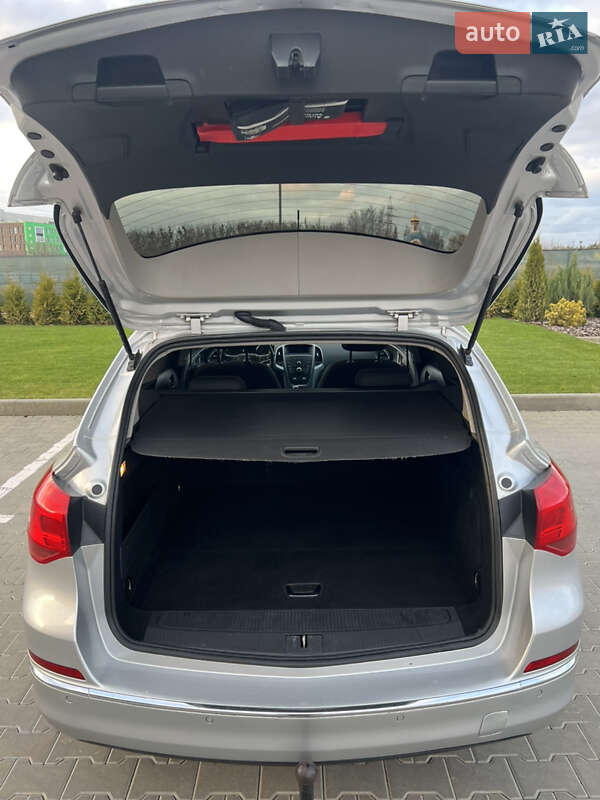 Универсал Opel Astra 2013 в Виннице