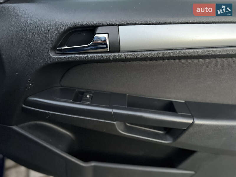 Универсал Opel Astra 2009 в Тернополе фото 21 Универсал Opel Astra 2009 в Тернополе