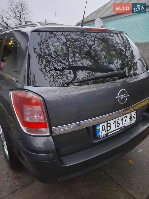 Універсал Opel Astra 2009 в Жмеринці