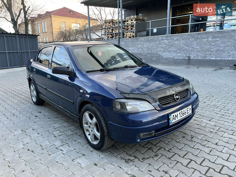 Седан Opel Astra 2007 в Изяславе