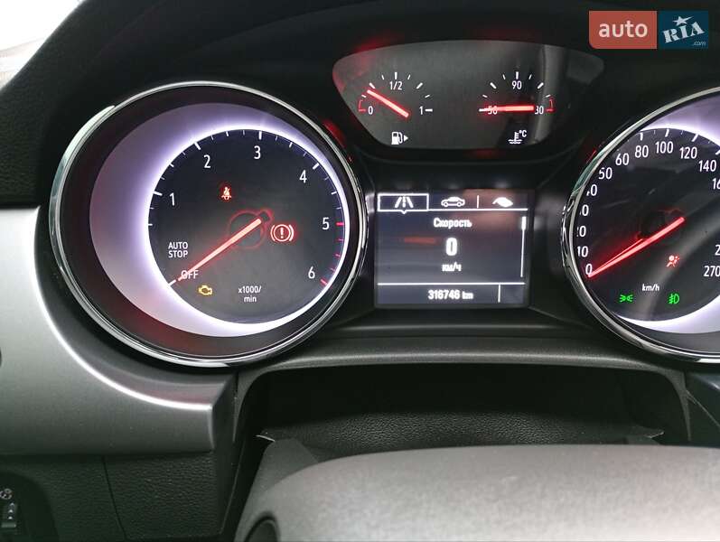 Универсал Opel Astra 2017 в Николаеве