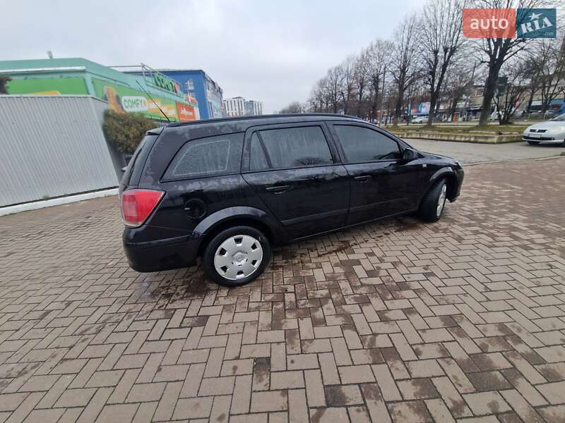 Универсал Opel Astra 2005 в Ивано-Франковске