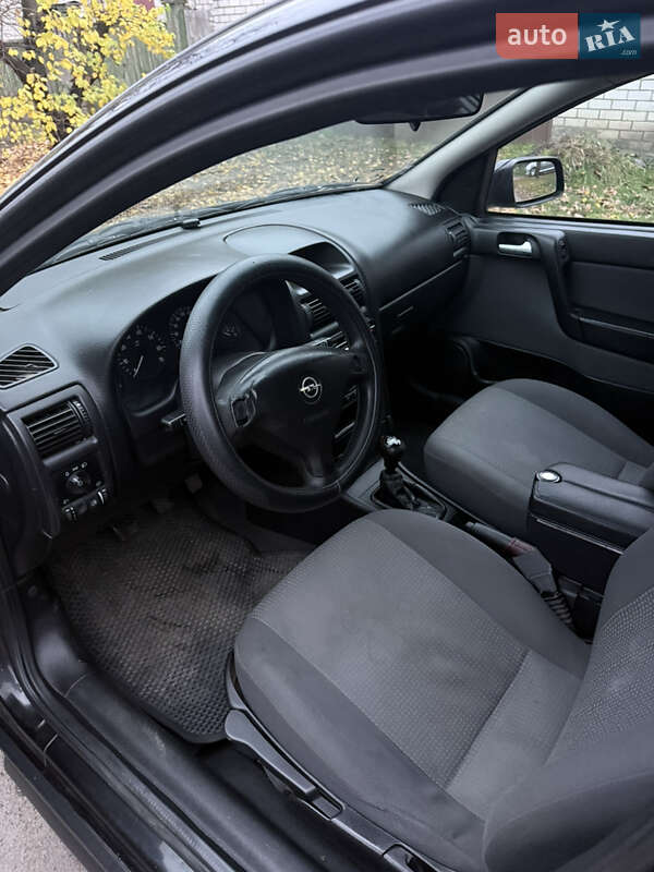 Седан Opel Astra 2008 в Кременчуці фото 15 Седан Opel Astra 2008 в Кременчуці