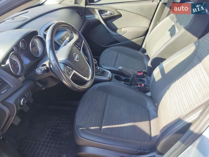 Седан Opel Astra 2016 в Жмеринці