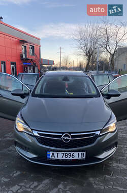 Універсал Opel Astra 2018 в Калуші