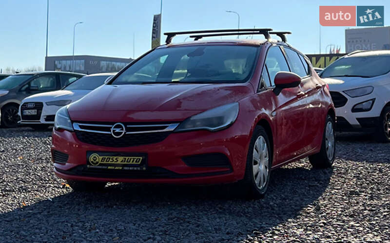 Хэтчбек Opel Astra 2016 в Львове