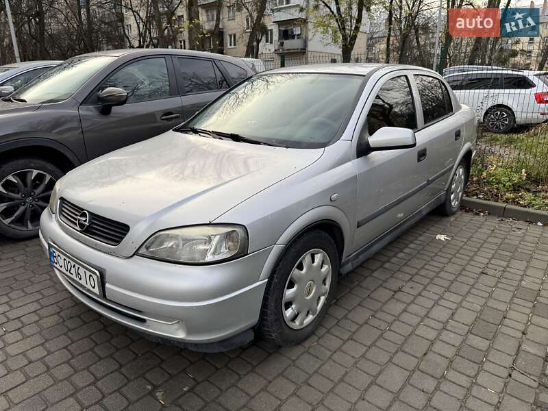 Седан Opel Astra 2001 в Львове
