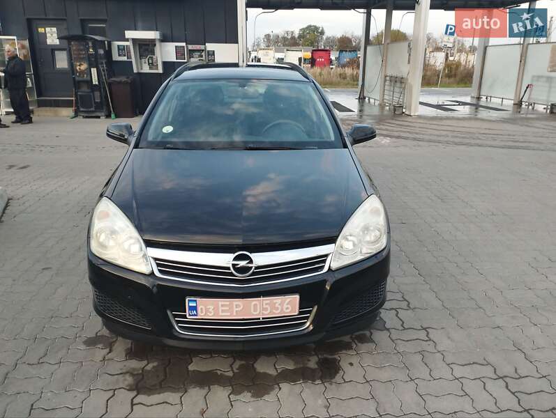 Универсал Opel Astra 2007 в Радехове
