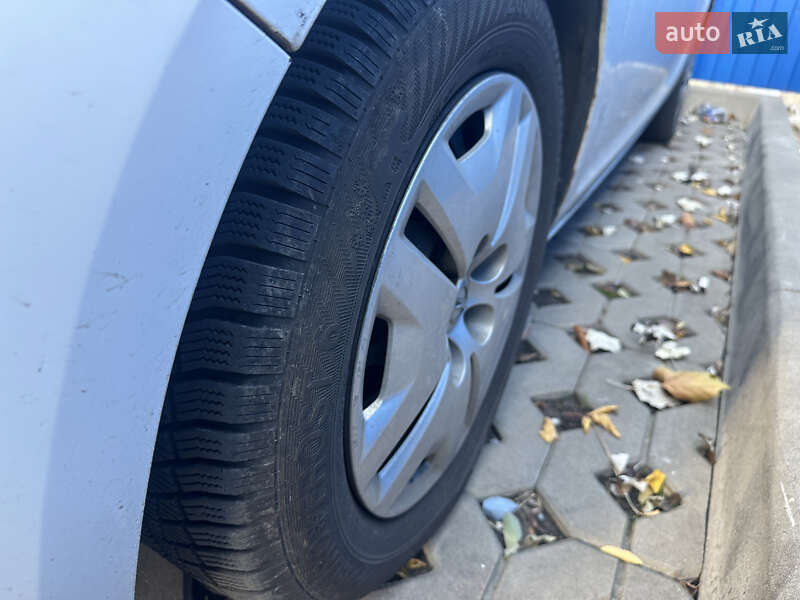 Универсал Opel Astra 2011 в Киеве фото 13 Универсал Opel Astra 2011 в Киеве