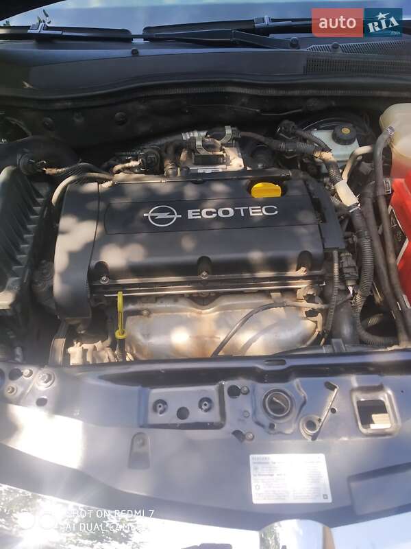 Хэтчбек Opel Astra 2007 в Полтаве