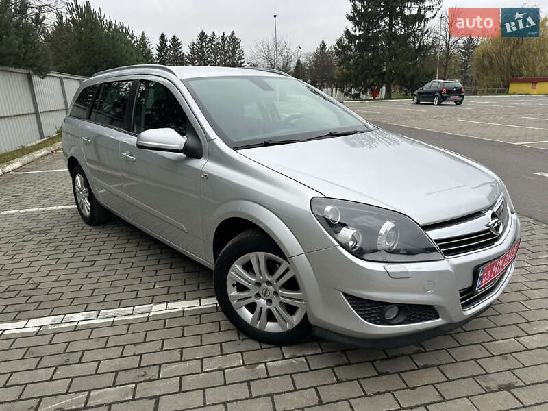 Opel Astra 2009