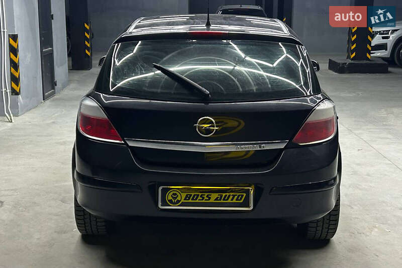 Хетчбек Opel Astra 2006 в Чернівцях фото 5 Хетчбек Opel Astra 2006 в Чернівцях