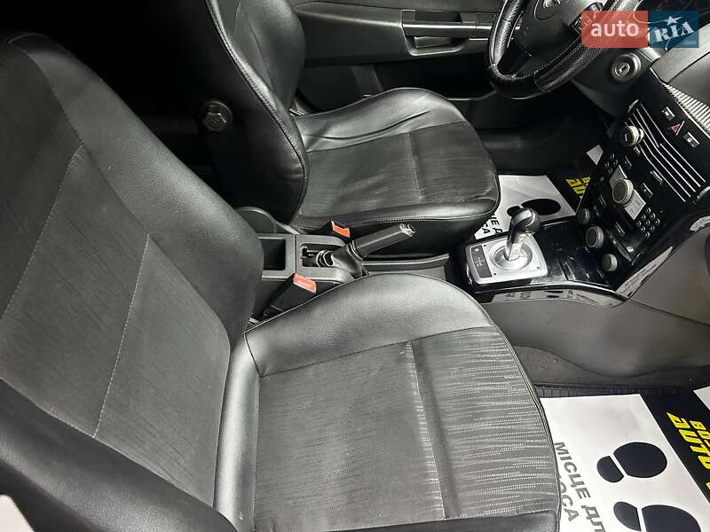 Хетчбек Opel Astra 2006 в Чернівцях фото 15 Хетчбек Opel Astra 2006 в Чернівцях